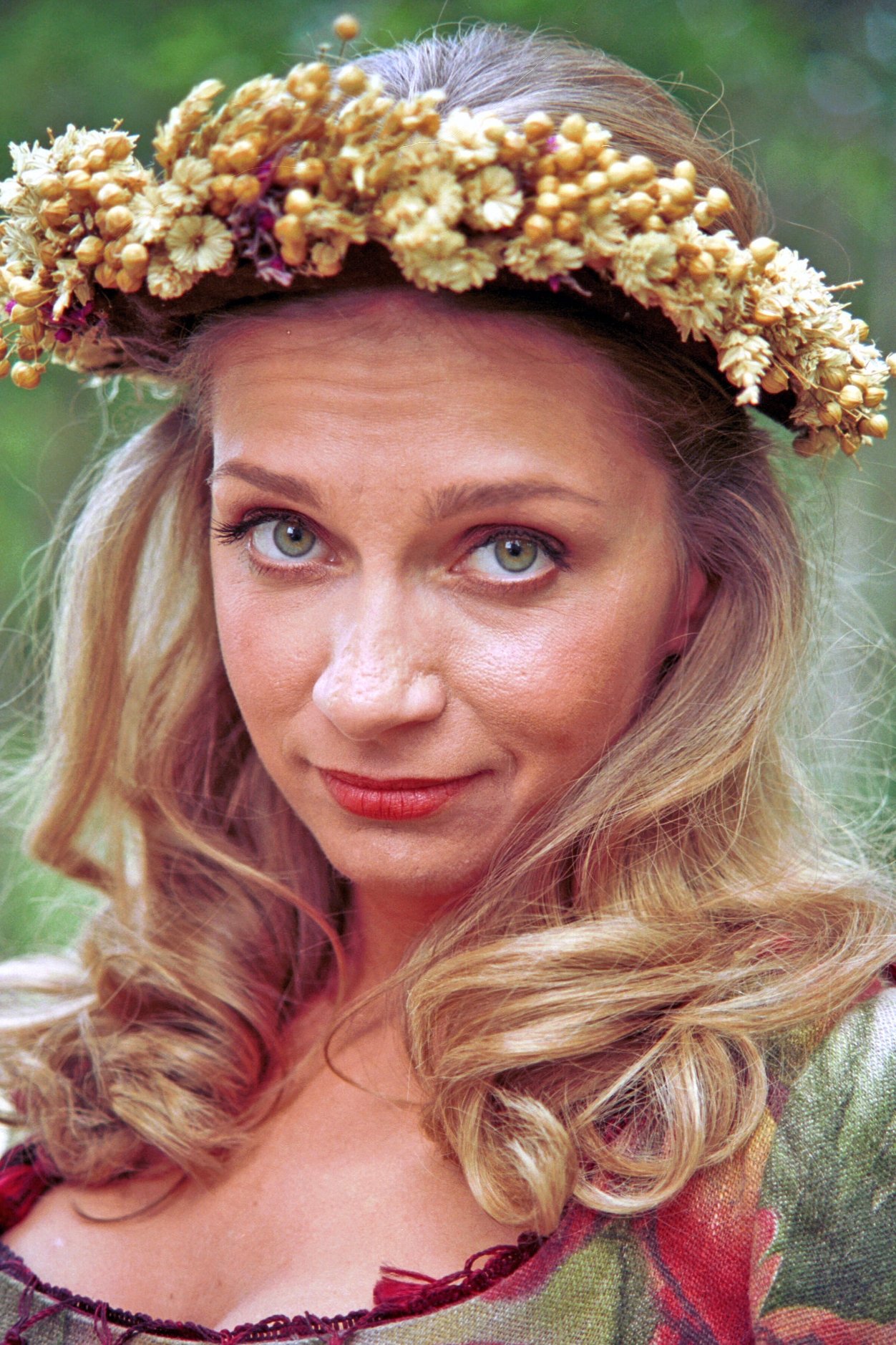 Natália Nagy backdrop