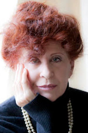 Anna Nogara backdrop