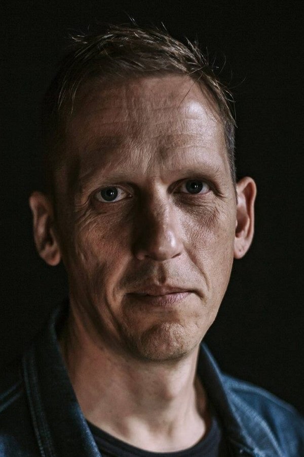 Anders Vestergård backdrop