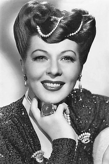 Lisette Verea backdrop