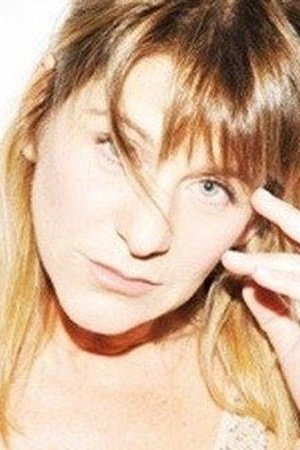 Emilia Mazer backdrop