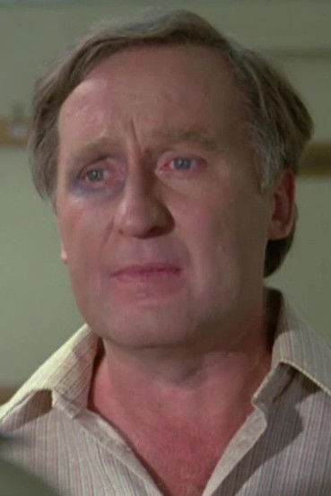 Günter Wolf backdrop