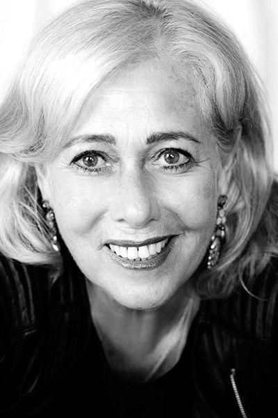 Ruth Hirschfeld backdrop