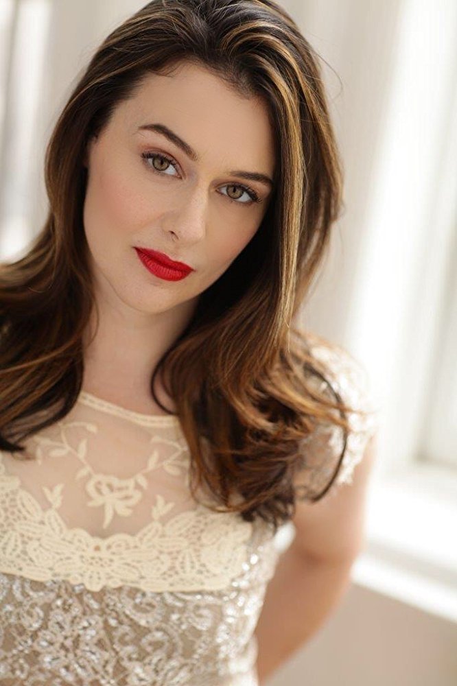 Kara Jackson backdrop