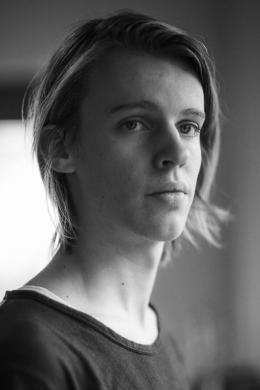 Cesar De Sutter backdrop