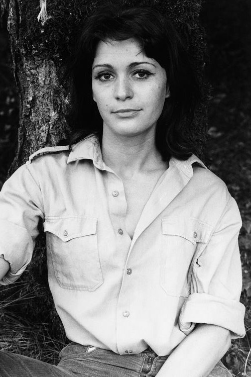 Alexandra Kluge backdrop