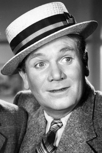 Nils Lundell backdrop