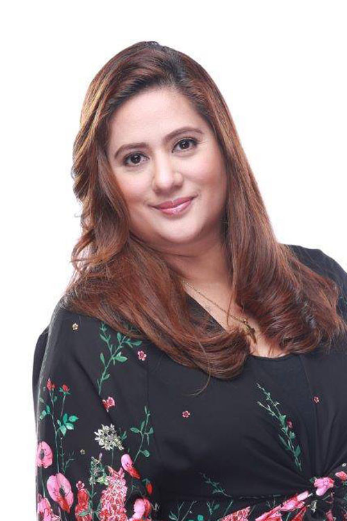 Sharmaine Arnaiz backdrop