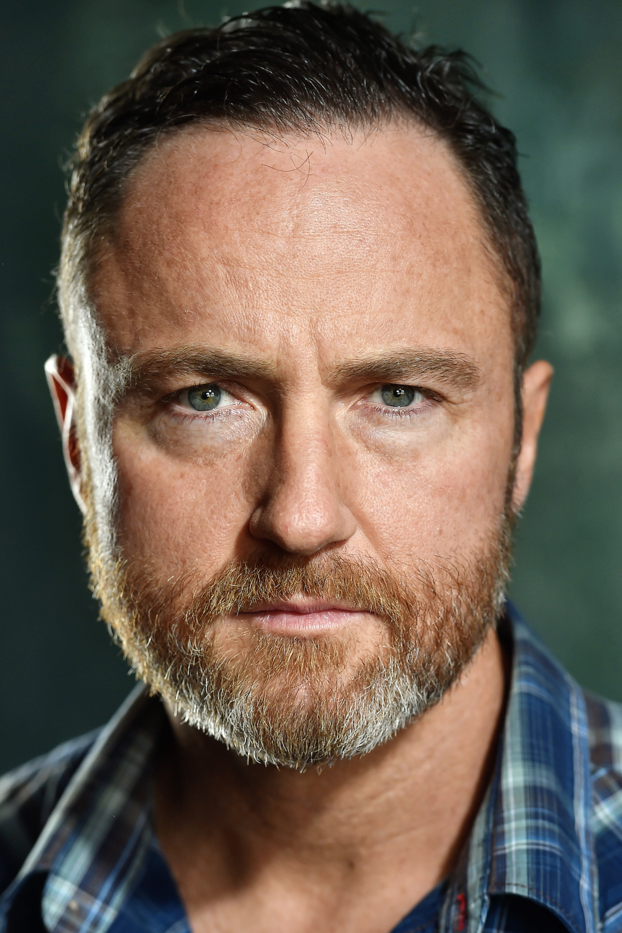 Kameron Mëkharg backdrop