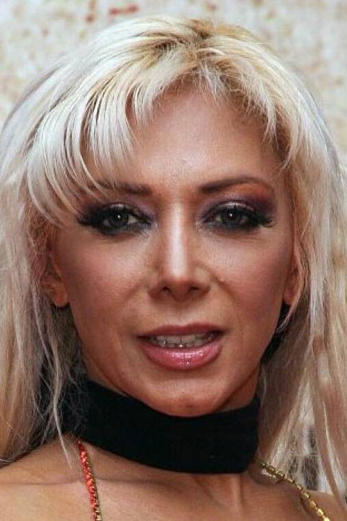 Vicky Palacios backdrop