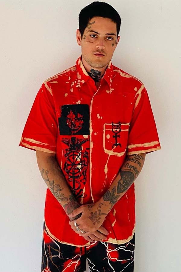 Filipe Ortiz backdrop