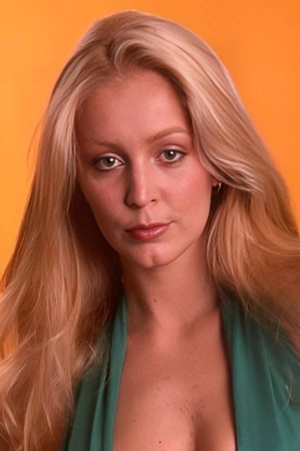 Cheryl Rixon backdrop