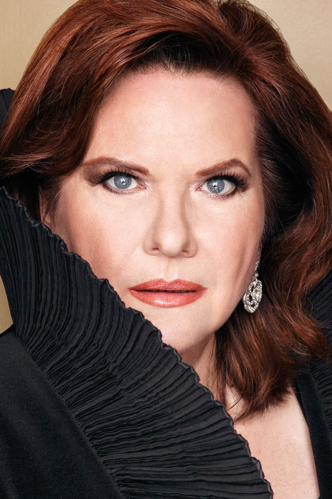 Éva Marton backdrop