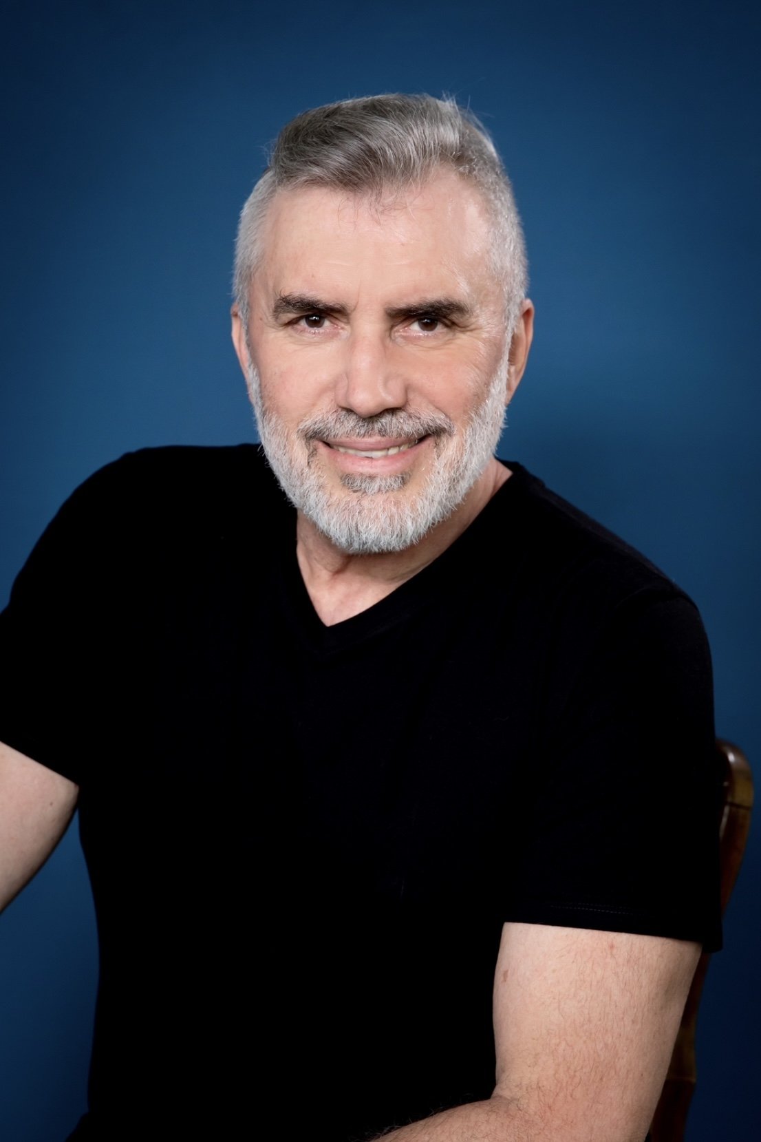 Géza Kaszás backdrop