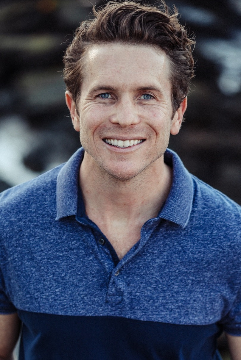 Eric Newcombe backdrop