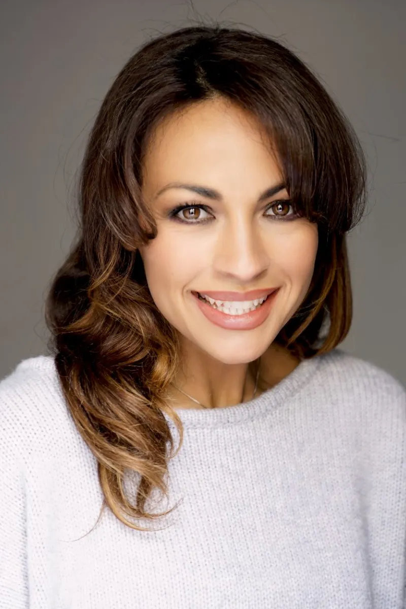 Elisa Sciuto backdrop