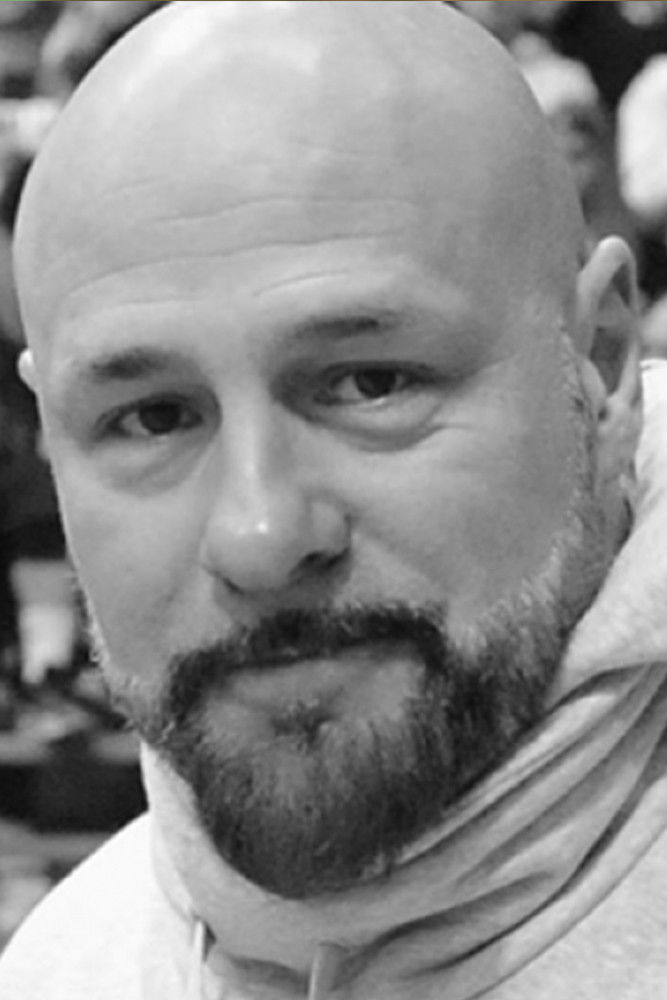 Dalibor Andonov Gru backdrop