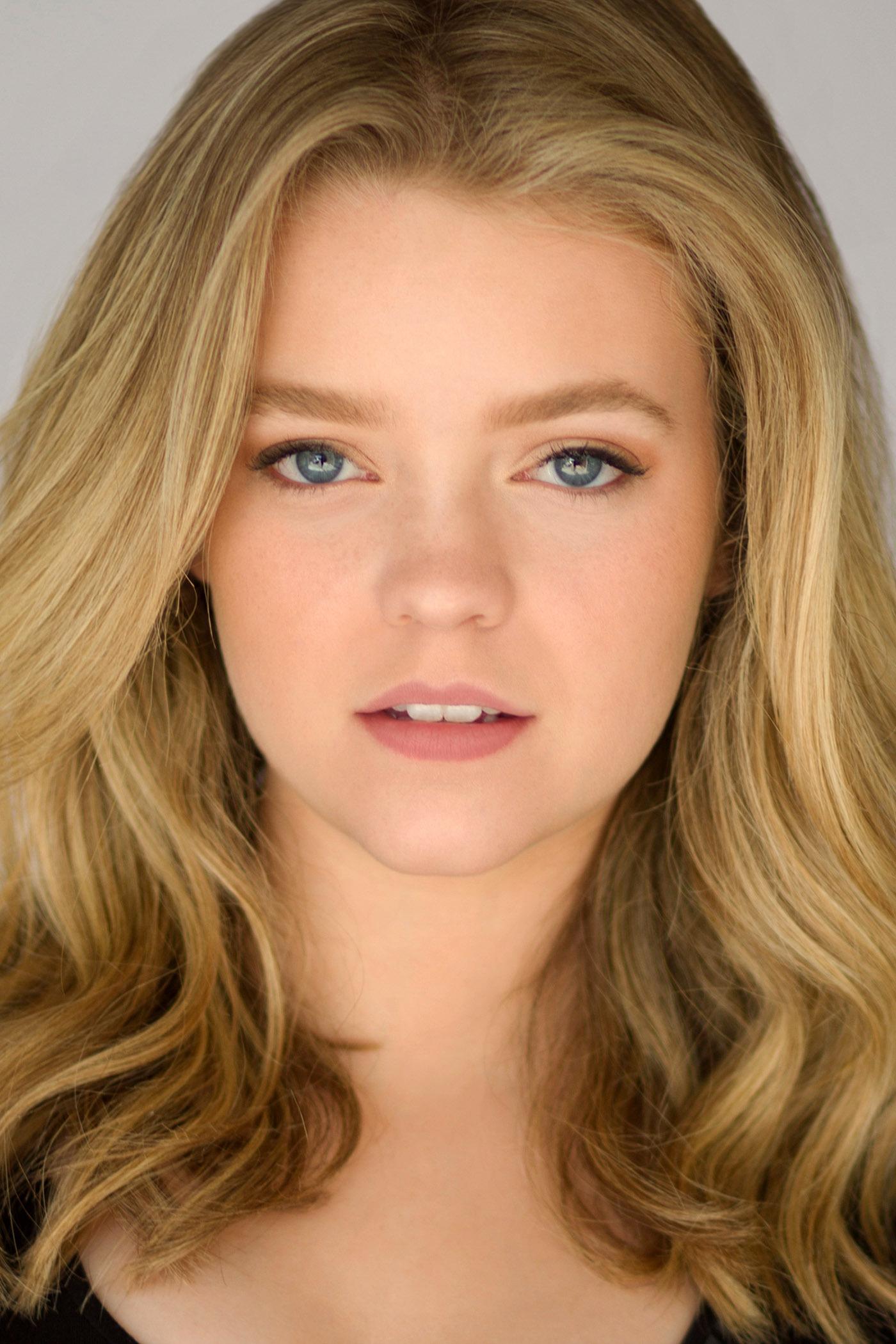 Jade Pettyjohn backdrop
