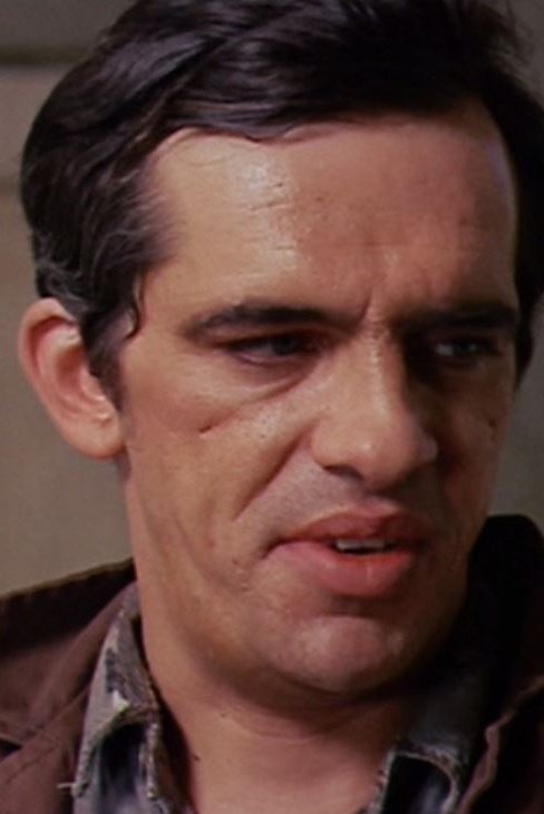 Xhejms Paterson backdrop