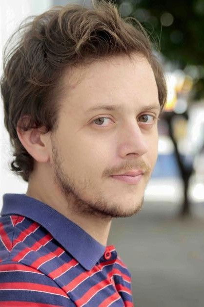 Thiago Carreira backdrop