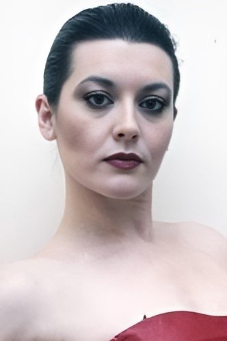 Beatriz Escudero backdrop