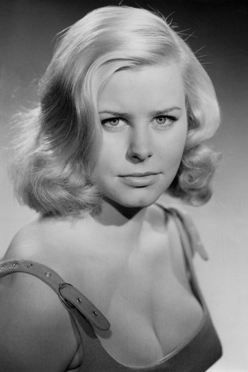 Antje Geerk → Antje Gjerk backdrop