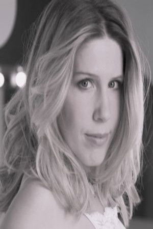 Zlatija Ocokoljić backdrop