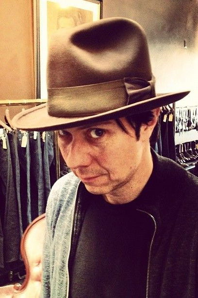 Gandulf Hennig backdrop