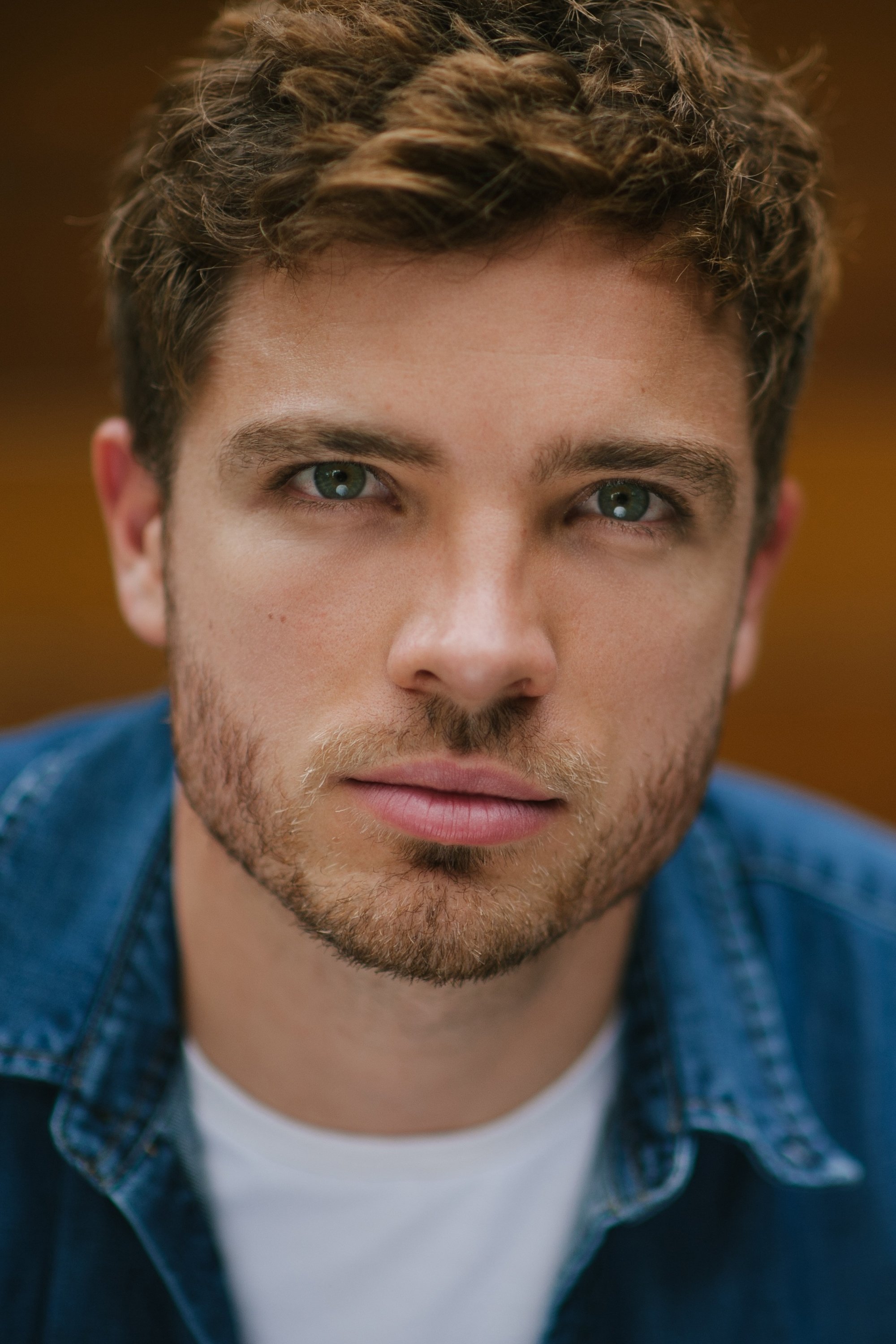 Julian Shaw backdrop