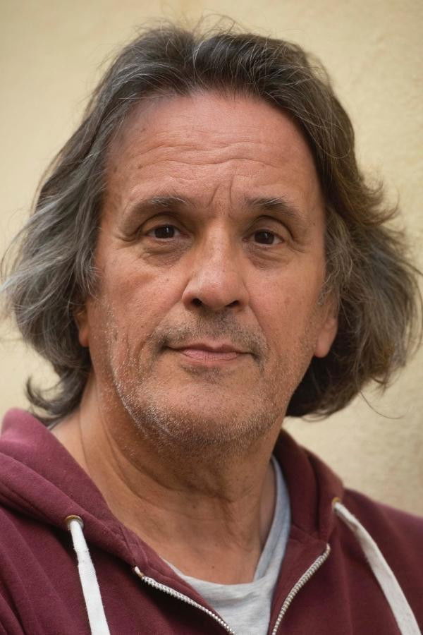 Manuel Iborra backdrop