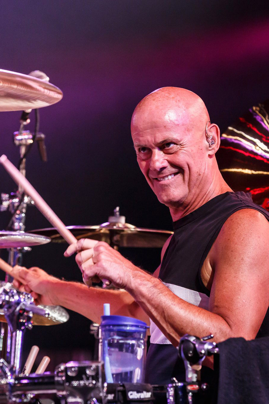 Tris Imboden backdrop