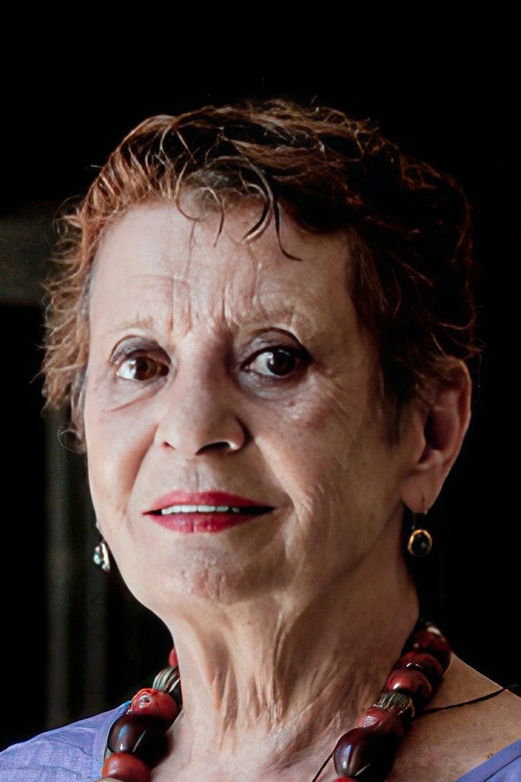 Angela Pagano backdrop