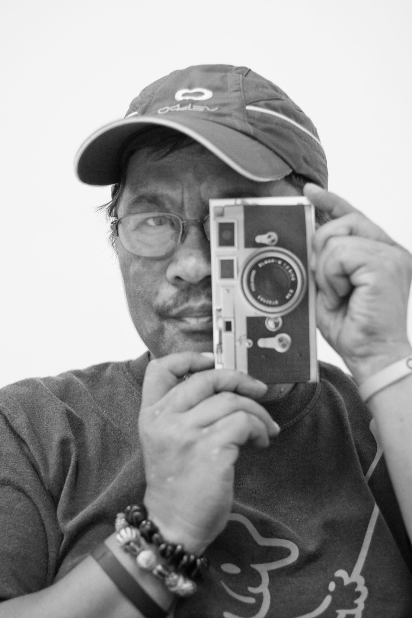 Uro Q. dela Cruz backdrop