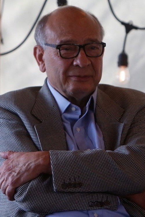 Alejandro Pelayo backdrop