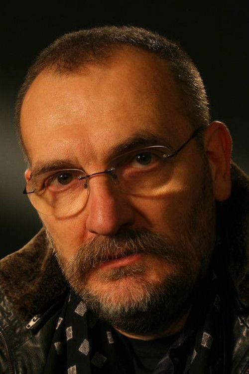 Siniša Kovačević backdrop