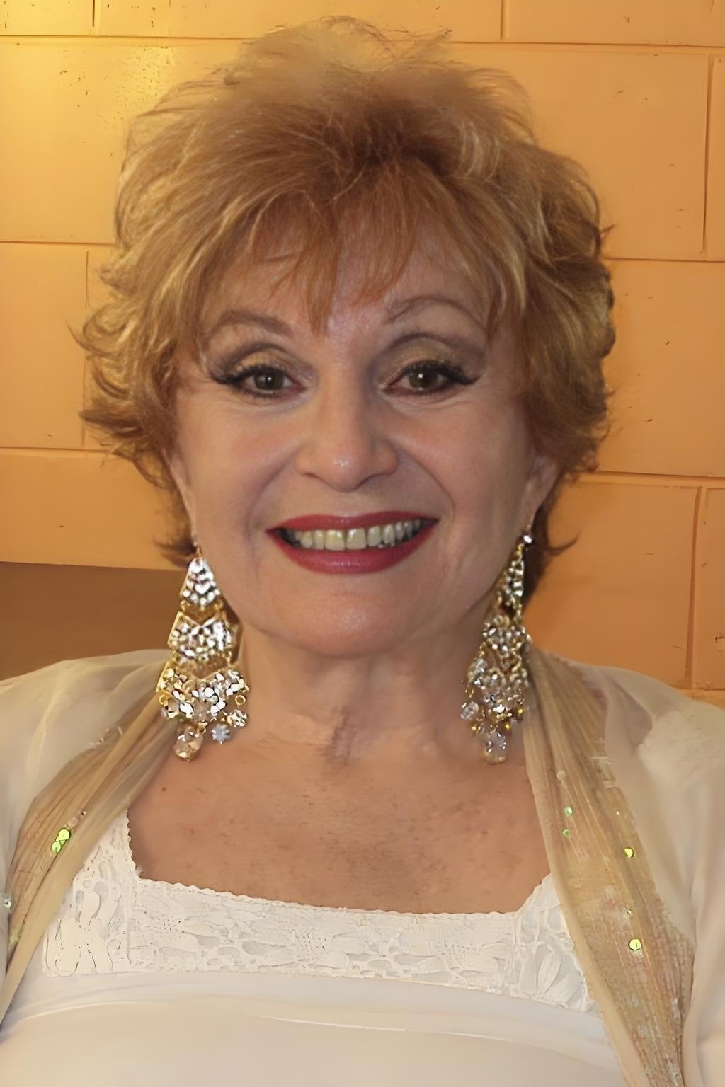 Hazel Phillips backdrop