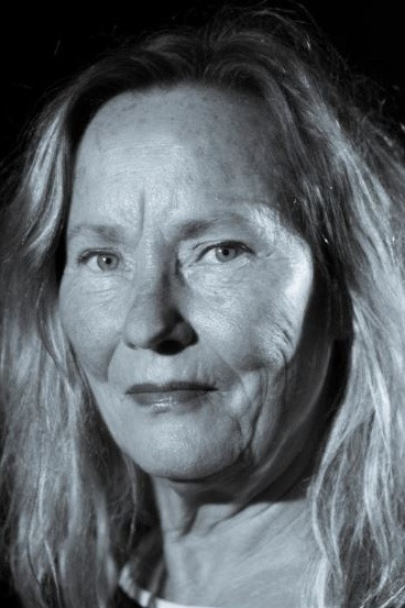 Marie-Louise Stheins backdrop