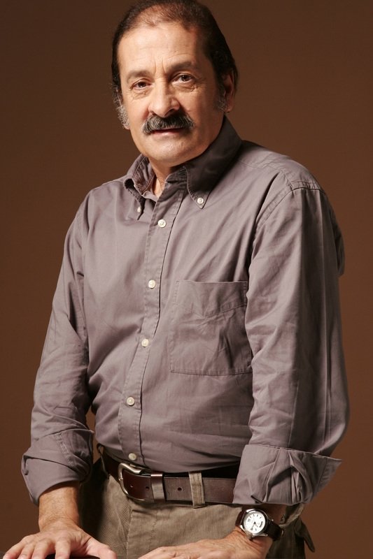 João Maria Pinto backdrop