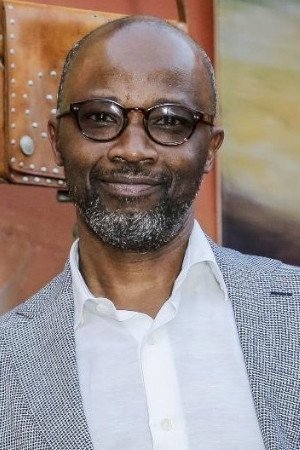 Ângelo Torres backdrop