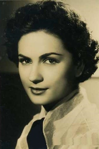 Marisa Prado backdrop