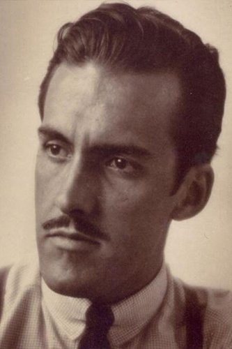 Jesús Bracho backdrop