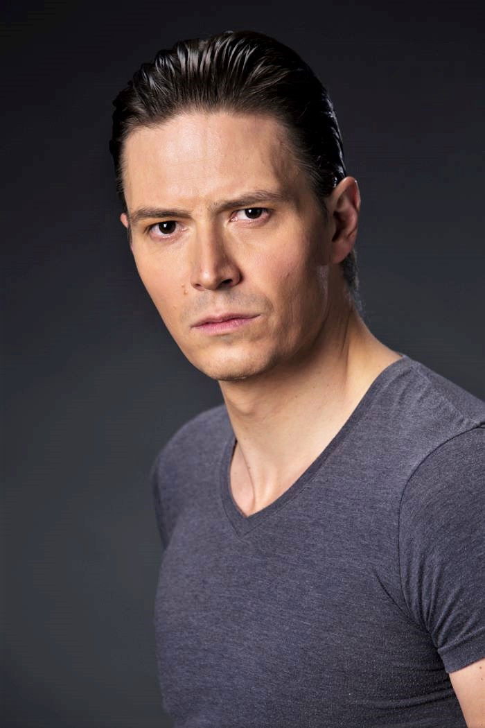 Ivan Nevelitchki backdrop