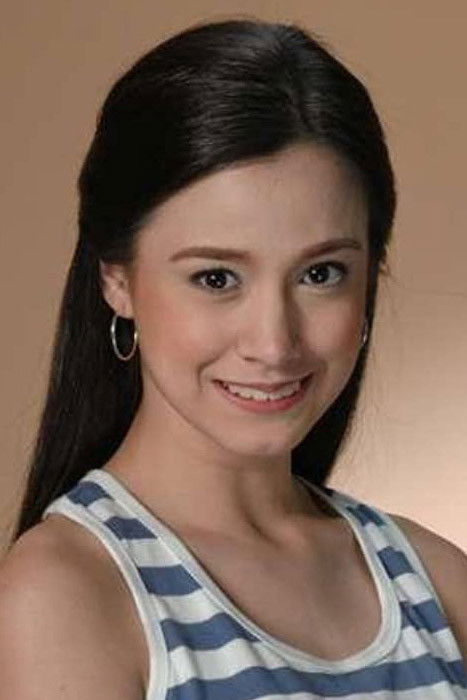 Lexi Fernandez backdrop