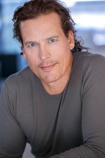 Thomas Hildreth backdrop