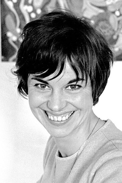 Elizabeth Seal backdrop