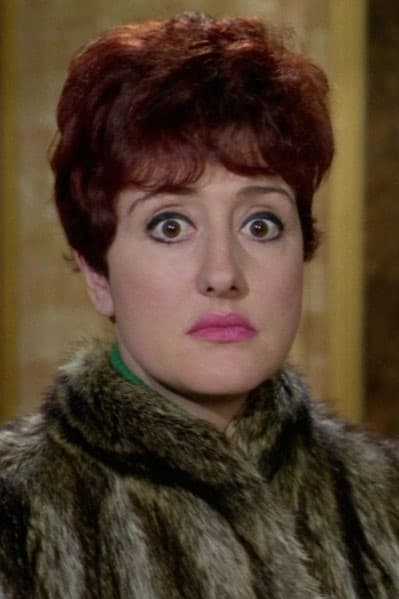 Anna Quayle backdrop