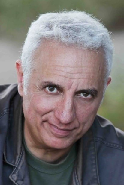 Massimo Olcese backdrop