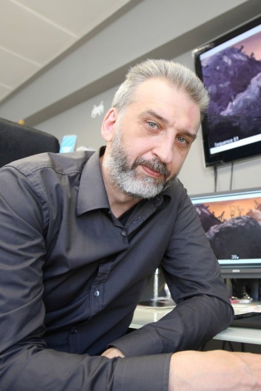 Pedro Rivero backdrop