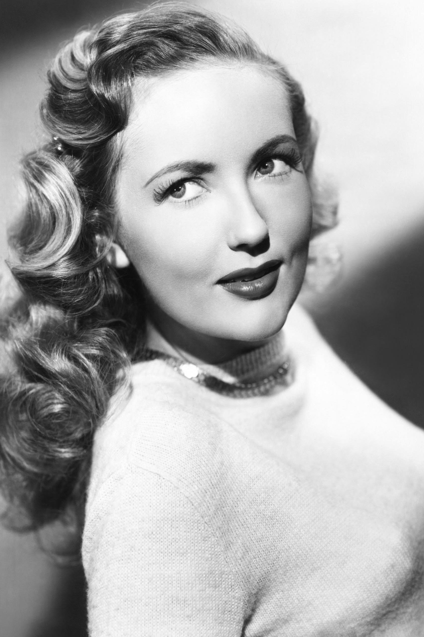 Tanis Chandler backdrop