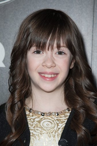 Onata Aprile backdrop